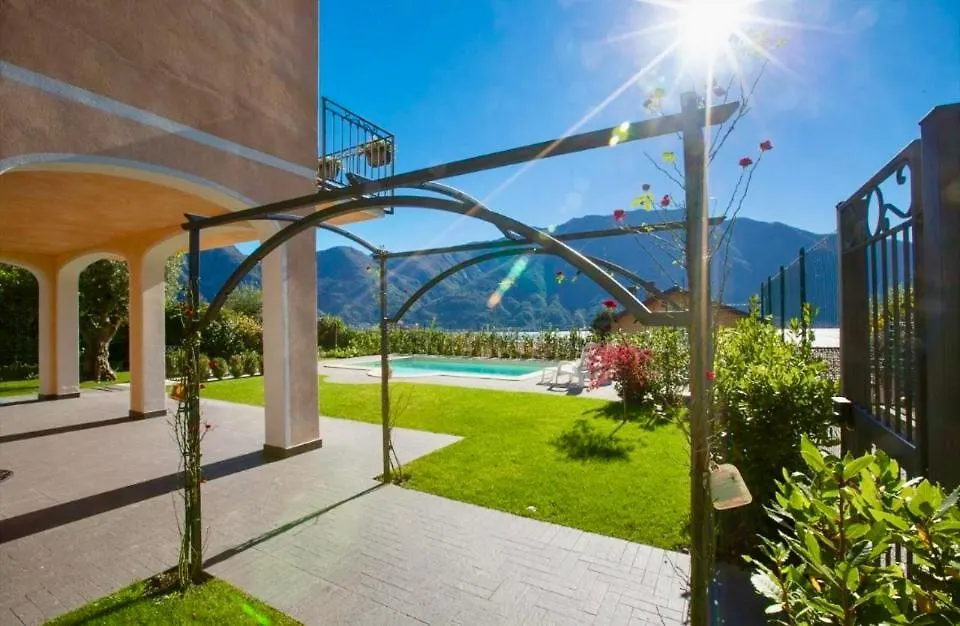 La Bella Ossuccio Villa Holiday home